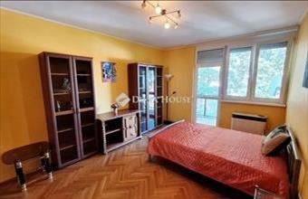 Eladó Budapest XIII. kerületi csúsztatott zsalus lakás hirdetés (49745376)