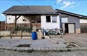 Eladó Erdőkertesi családi ház hirdetés (67797844)