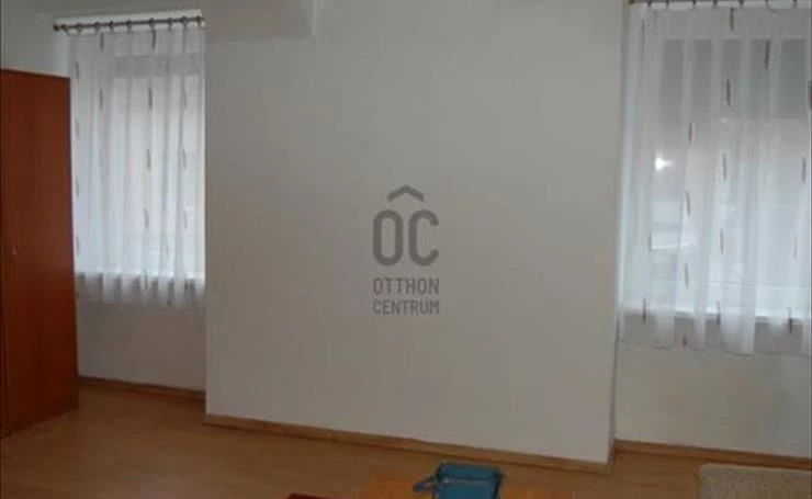 hirdetés 1. fotó