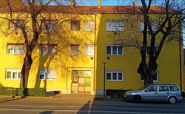 hirdetés 1. fotó