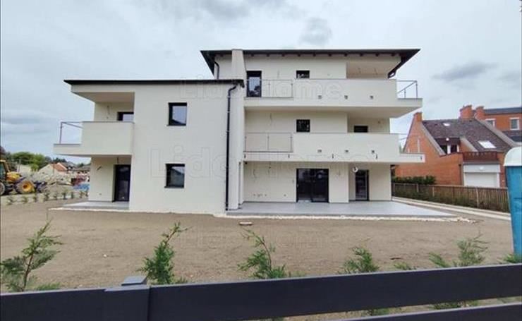 hirdetés 1. fotó