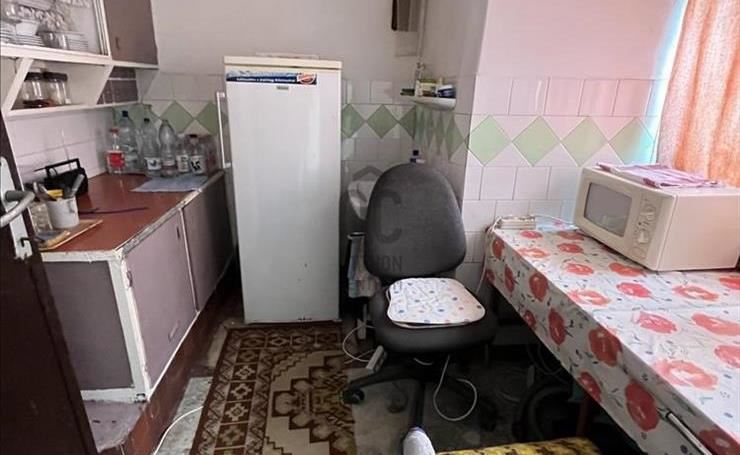 hirdetés 1. fotó