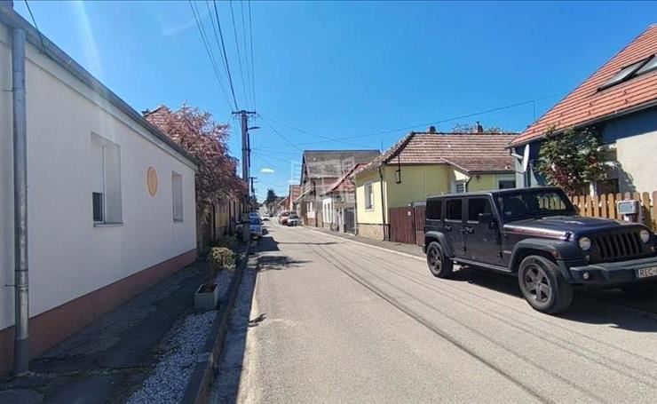 hirdetés 1. fotó