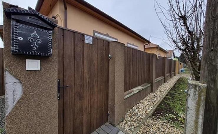 hirdetés 1. fotó