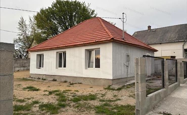 hirdetés 1. fotó