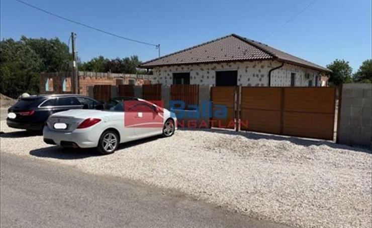 hirdetés 1. fotó