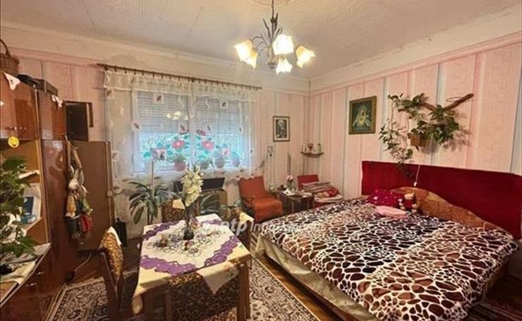 hirdetés 1. fotó