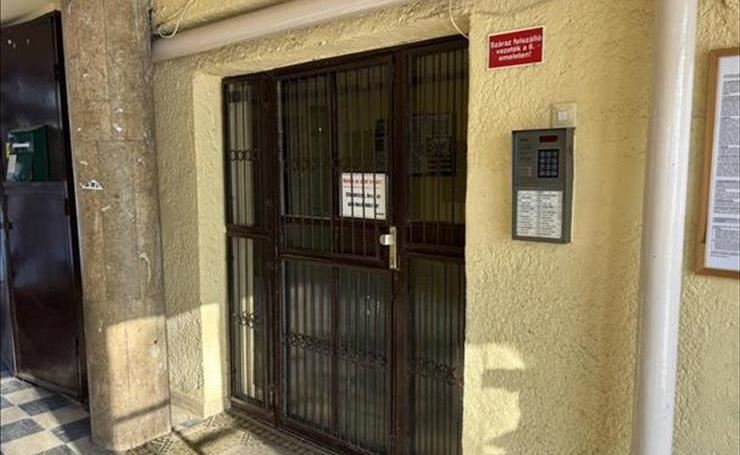 hirdetés 1. fotó