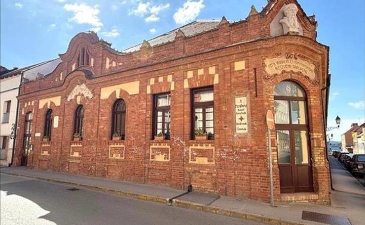 hirdetés 1. fotó