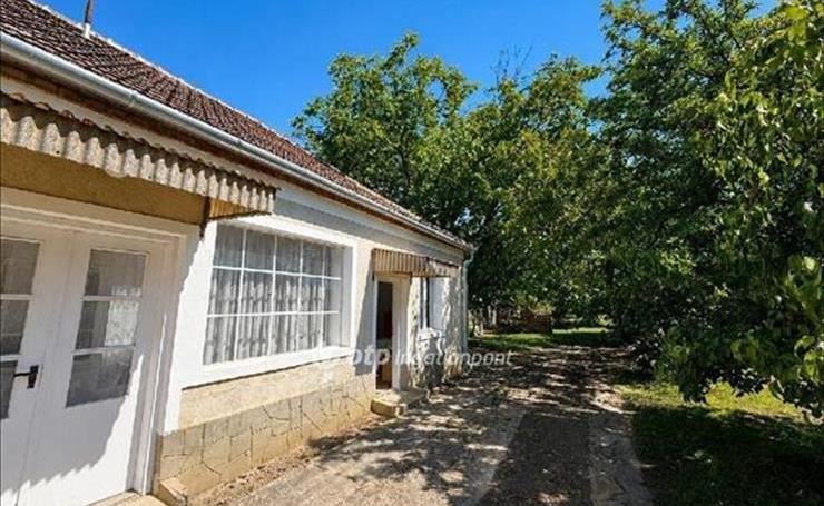 hirdetés 1. fotó