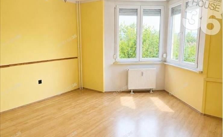 hirdetés 1. fotó