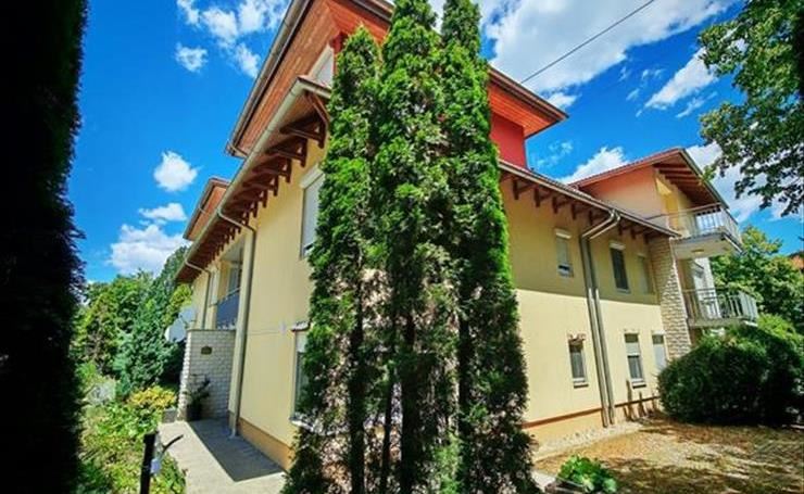 hirdetés 1. fotó