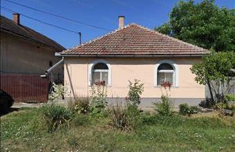 Eladó Öcsödi családi ház hirdetés (74963395) Eladó Öcsödi családi ház hirdetés (74963395)