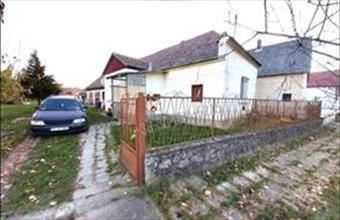Eladó Császári családi ház hirdetés (99154633) Eladó Császári családi ház hirdetés (99154633)
