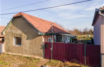 Eladó Érsekvadkerti családi ház hirdetés (46445627) Eladó Érsekvadkerti családi ház hirdetés (46445627)