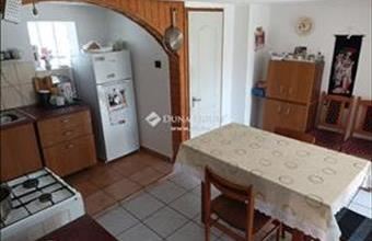 Eladó Komáromi családi ház hirdetés (69127264) Eladó Komáromi családi ház hirdetés (69127264)