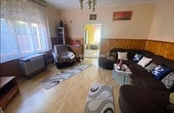 Eladó Kunszentmiklósi családi ház hirdetés (37514384) Eladó Kunszentmiklósi családi ház hirdetés (37514384)