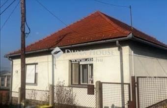 Eladó Komlói családi ház hirdetés (95719277) Eladó Komlói családi ház hirdetés (95719277)
