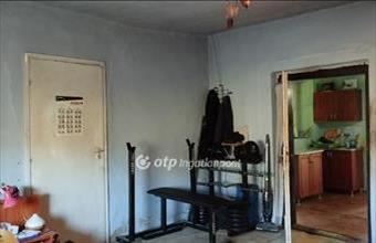 Eladó Jászberényi családi ház hirdetés (94179447) Eladó Jászberényi családi ház hirdetés (94179447)