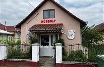 Eladó Kiskörei üzlethelyiség utcafronton hirdetés (69724584) Eladó Kiskörei üzlethelyiség utcafronton hirdetés (69724584)