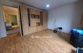 Eladó Debreceni családi ház hirdetés (91374361) Eladó Debreceni családi ház hirdetés (91374361)
