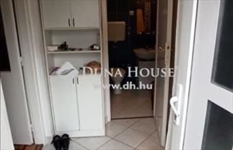 Eladó Budapest XX. kerületi családi ház hirdetés (49878217) Eladó Budapest XX. kerületi családi ház hirdetés (49878217)
