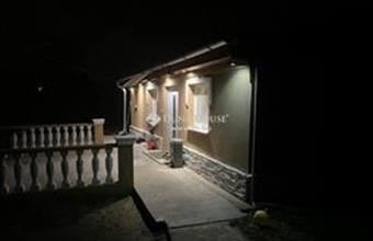 Eladó Fóti családi ház hirdetés (92271939) Eladó Fóti családi ház hirdetés (92271939)