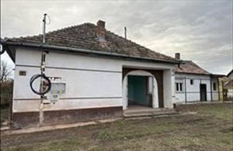 Eladó Niklai családi ház hirdetés (97523878) Eladó Niklai családi ház hirdetés (97523878)