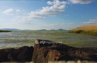 Eladó Balatonfenyvesi üdülőövezeti telek hirdetés (22474347) Eladó Balatonfenyvesi üdülőövezeti telek hirdetés (22474347)