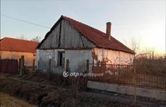 Eladó Nagykereki családi ház hirdetés (71993483) Eladó Nagykereki családi ház hirdetés (71993483)