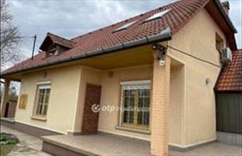 Eladó Újkígyósi családi ház hirdetés (77643746) Eladó Újkígyósi családi ház hirdetés (77643746)