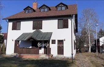 Eladó Balatonlellei hétvégi ház hirdetés (77362849) Eladó Balatonlellei hétvégi ház hirdetés (77362849)
