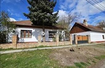 Eladó Győrzámolyi családi ház hirdetés (46553442) Eladó Győrzámolyi családi ház hirdetés (46553442)