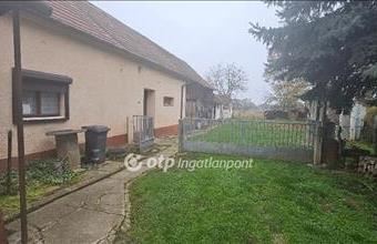 Eladó Bogyoszlói családi ház hirdetés (33333463) Eladó Bogyoszlói családi ház hirdetés (33333463)