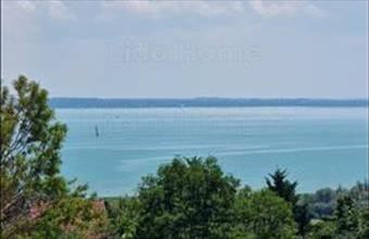 Eladó Balatonalmádi hétvégi ház hirdetés (92725935) Eladó Balatonalmádi hétvégi ház hirdetés (92725935)