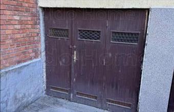 Kiadó Siófoki egyedi garázs hirdetés (49972183) Kiadó Siófoki egyedi garázs hirdetés (49972183)