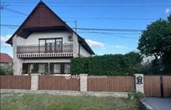 Eladó Törteli családi ház hirdetés (58327324) Eladó Törteli családi ház hirdetés (58327324)