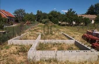 Eladó Pápai termőföld, szántó hirdetés (79947341) Eladó Pápai termőföld, szántó hirdetés (79947341)