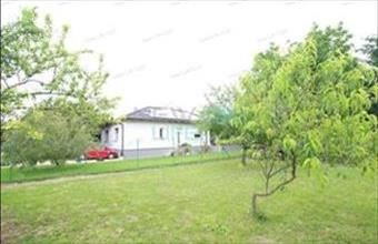 Eladó Győrzámolyi lakóövezeti telek hirdetés (74447934) Eladó Győrzámolyi lakóövezeti telek hirdetés (74447934)