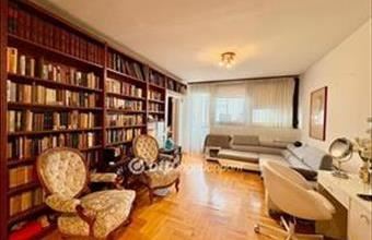 Eladó Budapest IX. kerületi csúsztatott zsalus lakás hirdetés (83327374) Eladó Budapest IX. kerületi csúsztatott zsalus lakás hirdetés (83327374)