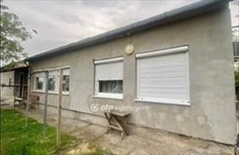 Eladó Jászkiséri családi ház hirdetés (74343476) Eladó Jászkiséri családi ház hirdetés (74343476)