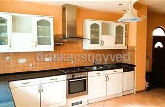 Eladó Budapest XIX. kerületi családi ház hirdetés (43118434) Eladó Budapest XIX. kerületi családi ház hirdetés (43118434)
