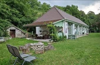 Eladó Vágáshutai családi ház hirdetés (54944747) Eladó Vágáshutai családi ház hirdetés (54944747)