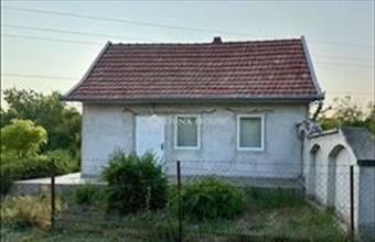 Eladó Békéscsabai hétvégi ház hirdetés (45852137) Eladó Békéscsabai hétvégi ház hirdetés (45852137)