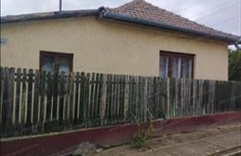 Eladó Tószegi családi ház hirdetés (37178334) Eladó Tószegi családi ház hirdetés (37178334)